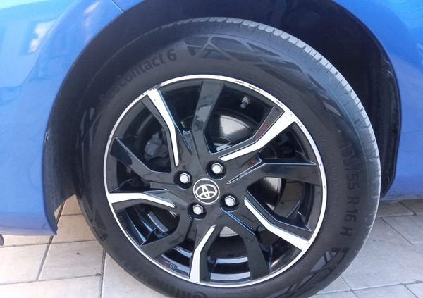 Toyota Yaris cena 56650 przebieg: 80000, rok produkcji 2018 z Piaski małe 106